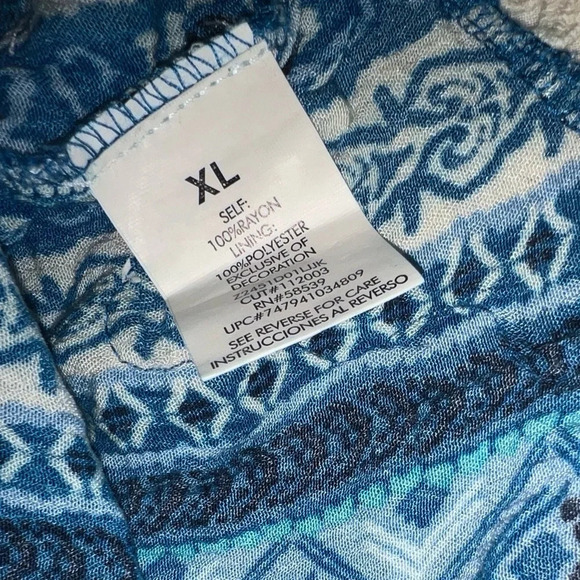 Xrtaordinary, XL, juniors, blue,black,white, geometric print, cold shoulder lace - Picture 8 of 10